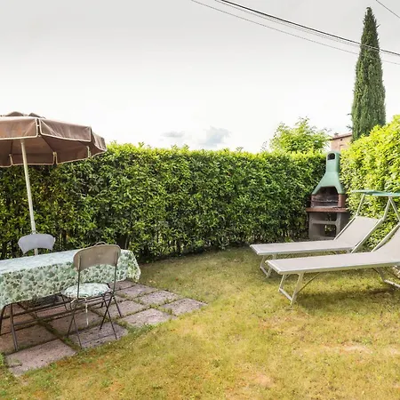 Podere Oliveta Kır Evi *