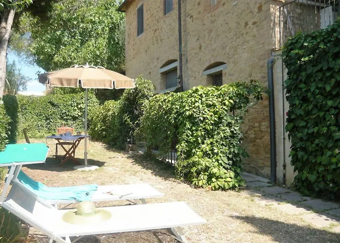 Podere Oliveta Kır Evi