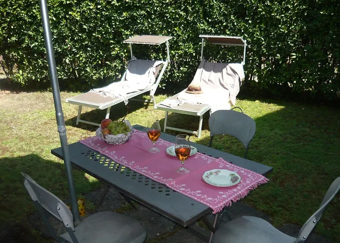 Podere Oliveta Kır Evi *