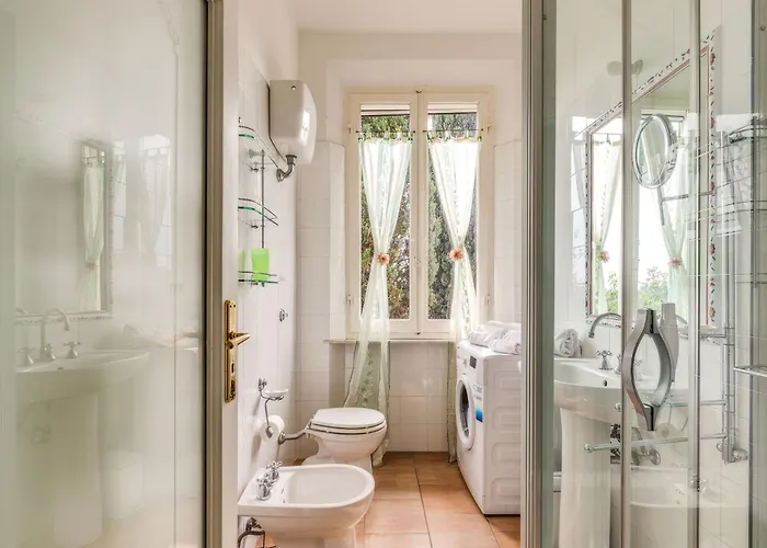 Podere Oliveta Kır Evi *